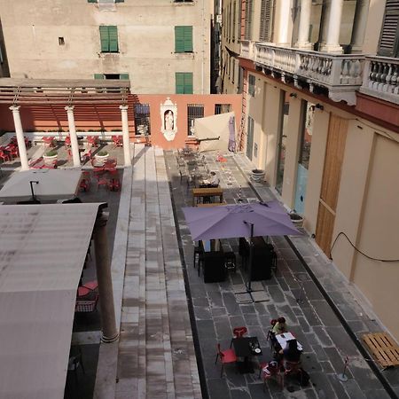 Una Finestra Speciale Su Palazzo Rosso. Monolocale Genua Exterior foto